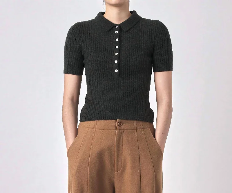 Molly Collared Short Sleeve Top In Deep Forest