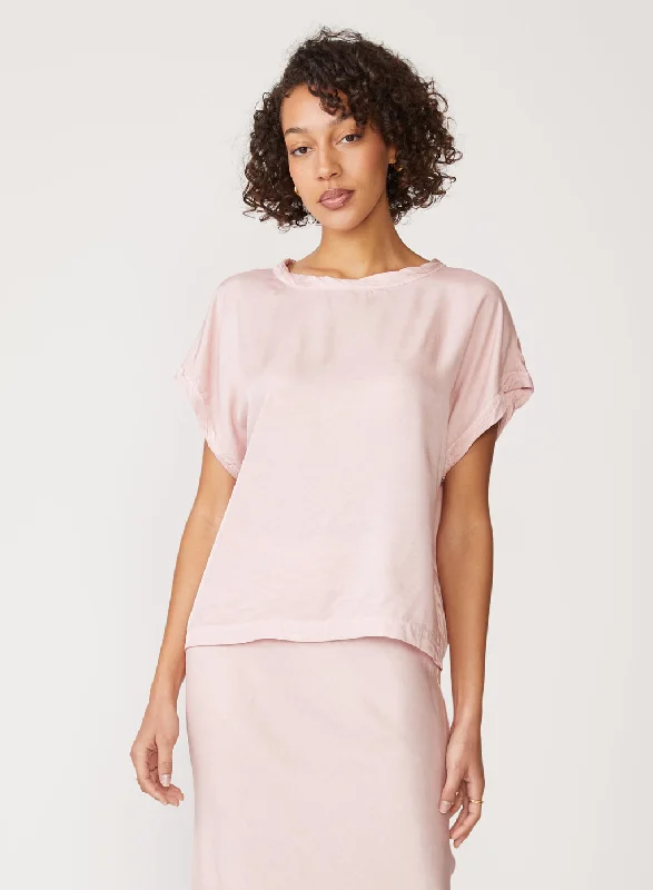 Viscose Satin Short Sleeve Top in Chalk Pink