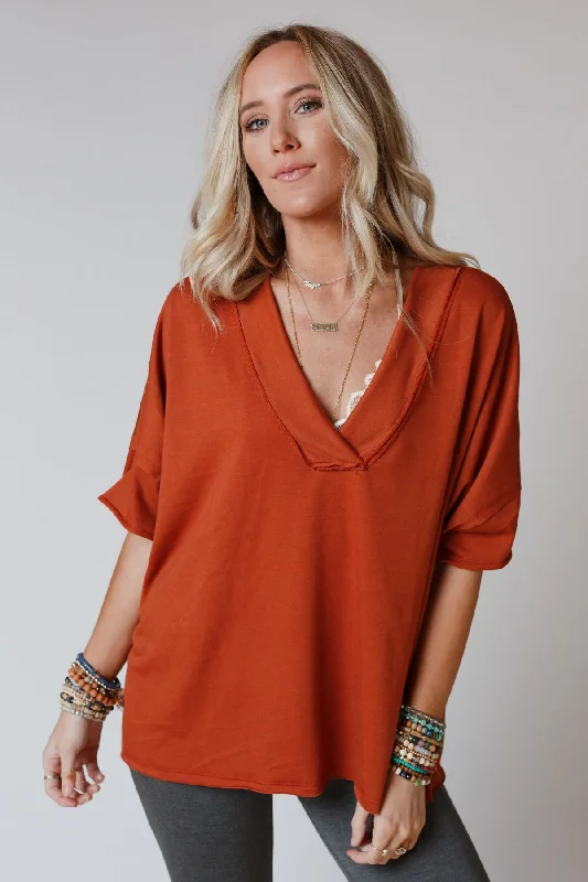 The Nest On The Go V Neck Essential Tee - Rust